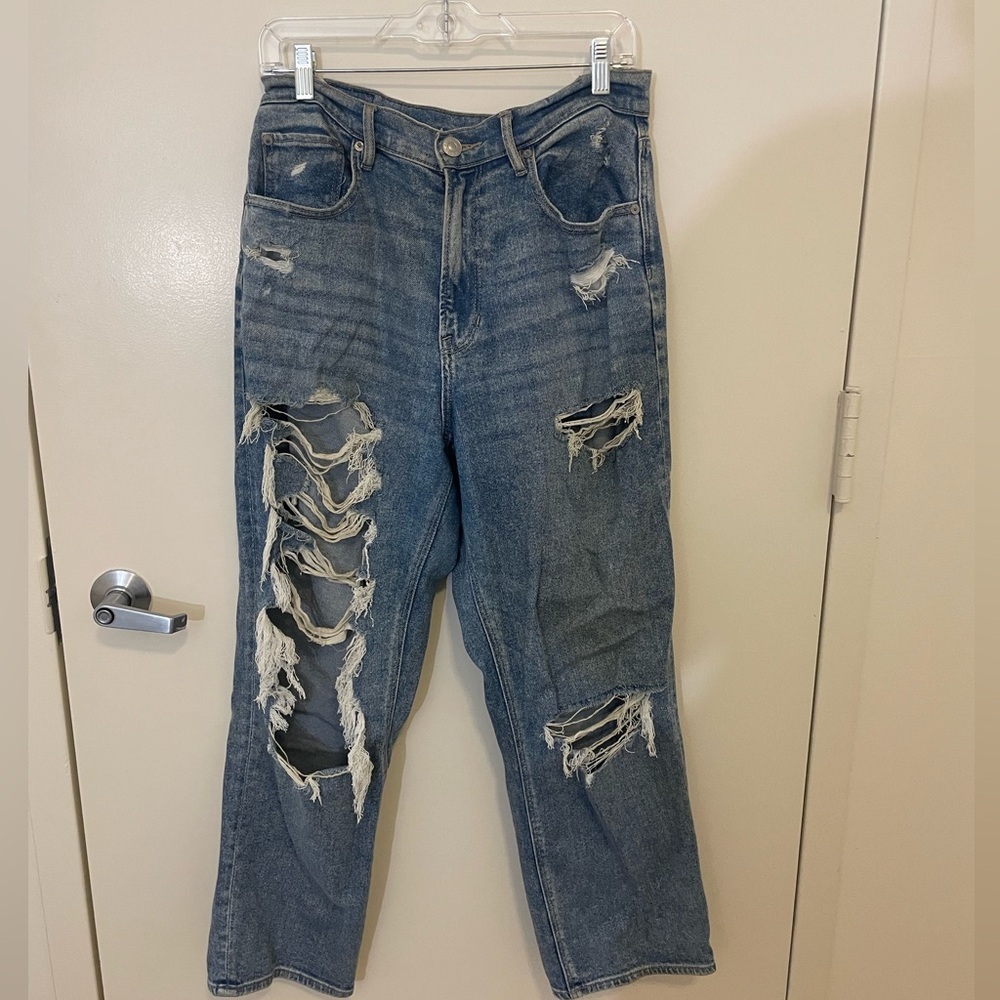 American Eagle High Rise Boyfriend Jeans